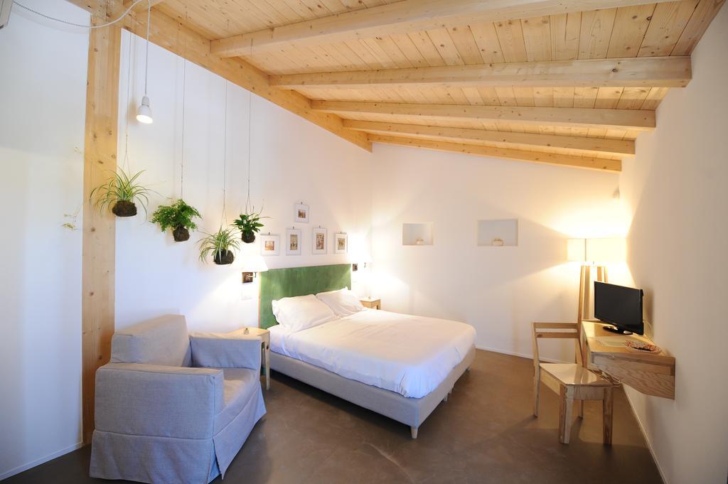 Montegusto Bed & Breakfast Castel Del Monte  Ruang foto